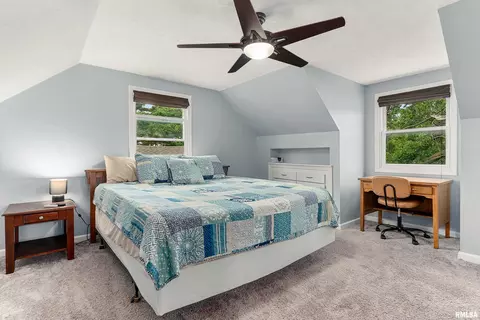 Bedroom - 406 E Bullock St, Eureka, IL 61530 photo 1 of 11