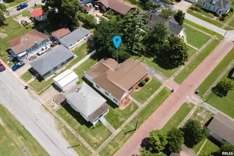 View/Area - 1408 Mchaney St, Eldorado, IL 62930 photo 2 of 4