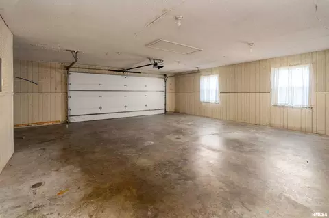 Other - 1408 Mchaney St, Eldorado, IL 62930 photo 6 of 9