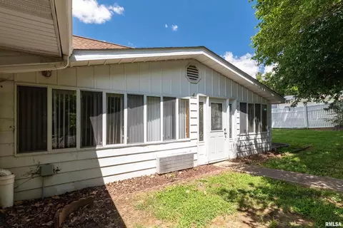 Other - 1408 Mchaney St, Eldorado, IL 62930 photo 5 of 9