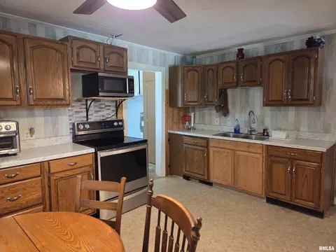 Kitchen - 308 S Bonham St, Macomb, IL 61455 photo 3 of 3
