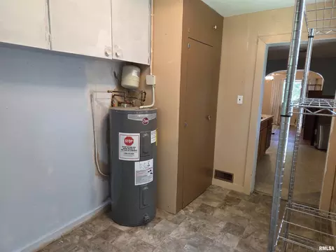 Other - 308 S Bonham St, Macomb, IL 61455 photo 6 of 6