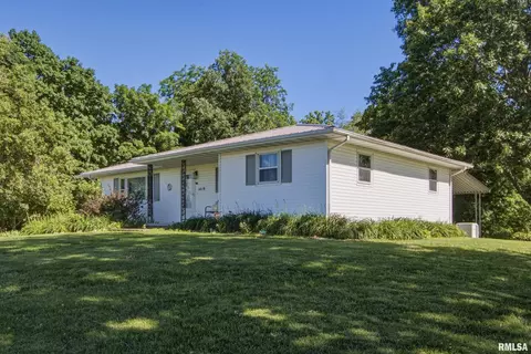 Exterior - 1419 W Grant St, Macomb, IL 61455 photo 11 of 13