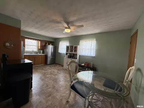 Dining - 1419 W Grant St, Macomb, IL 61455 photo 1 of 1