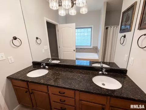 Bath - 7010 N Buckeye Dr, Edwards, IL 61528 photo 1 of 5