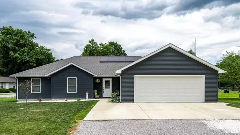 3124 Weaver Rd, Herrin, IL 62948