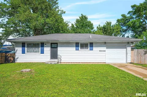 1832 N Stever Ave, Peoria, IL 61604