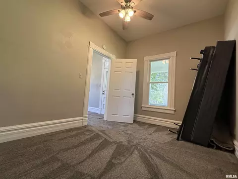 Bedroom - 1026 E Carroll St, Macomb, IL 61455 photo 2 of 6