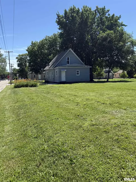 Other - 1026 E Carroll St, Macomb, IL 61455 photo 6 of 6