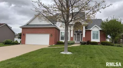 64 Saint Marks Cir, Morton, IL 61550