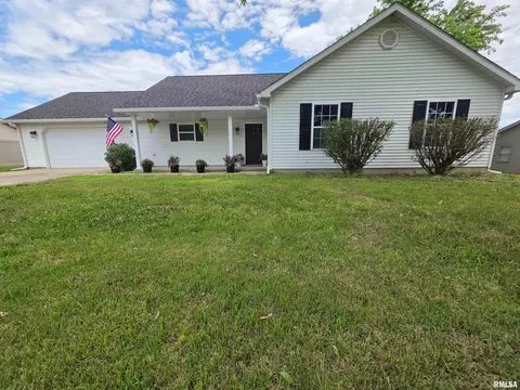 1508 Marion St, Carterville, IL 62918