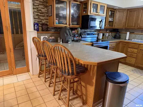 Kitchen - 600 W Grant St, Macomb, IL 61455 photo 3 of 3