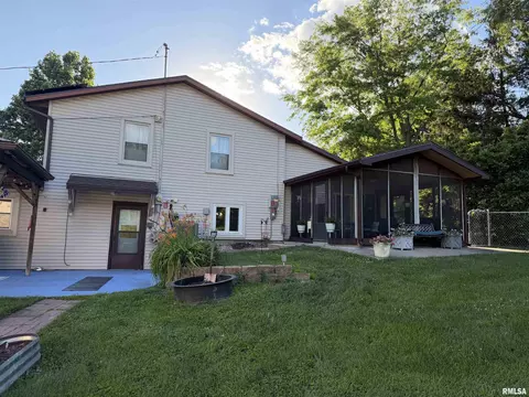 Exterior - 600 W Grant St, Macomb, IL 61455 photo 18 of 22