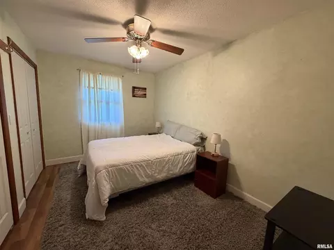 Bedroom - 600 W Grant St, Macomb, IL 61455 photo 10 of 11