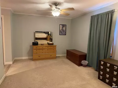 Bedroom - 600 W Grant St, Macomb, IL 61455 photo 3 of 11