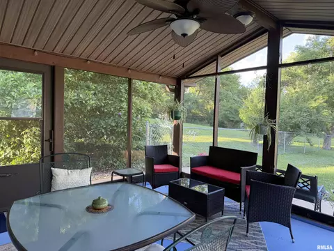 Exterior - 600 W Grant St, Macomb, IL 61455 photo 22 of 22