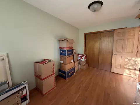 Bedroom - 600 W Grant St, Macomb, IL 61455 photo 9 of 11
