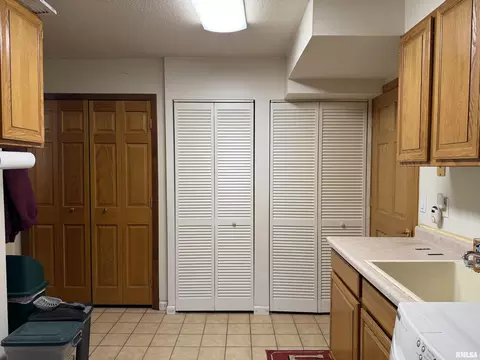 Other - 600 W Grant St, Macomb, IL 61455 photo 3 of 11