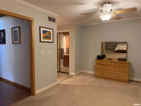 Bedroom - 600 W Grant St, Macomb, IL 61455 photo 4 of 11