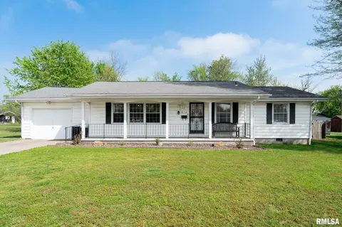 1810 W Chestnut St, Marion, IL 62959