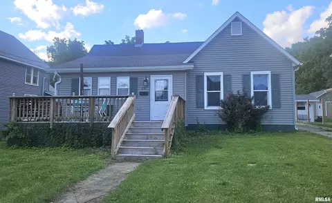 351 W Walnut St, Canton, IL 61520