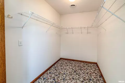 Other - 3206 Cherokee Dr, Marion, IL 62959 photo 1 of 2
