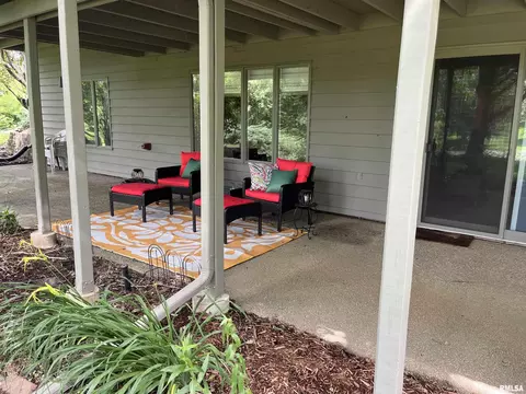 Exterior - 14 Elmo Dr, Macomb, IL 61455 photo 8 of 8