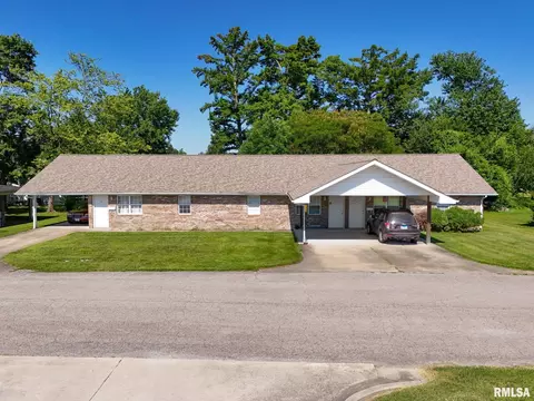 110 Ewan St, Marion, IL 62959