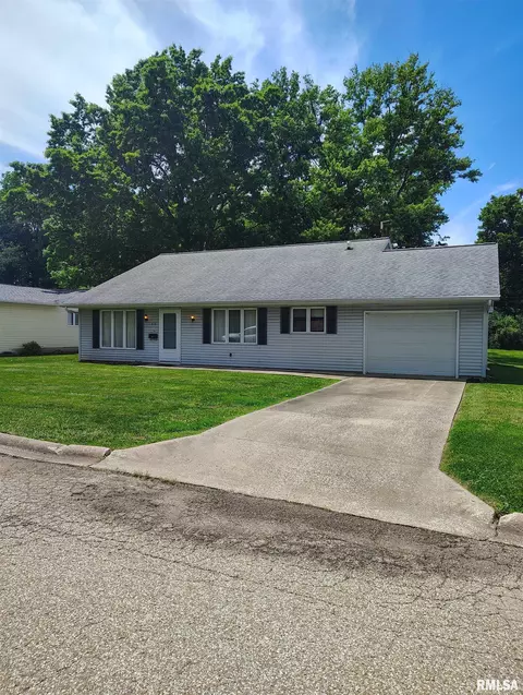 Other - 414 Summers Dr, Macomb, IL 61455 photo 8 of 8