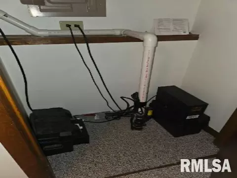Other - 414 Summers Dr, Macomb, IL 61455 photo 12 of 12