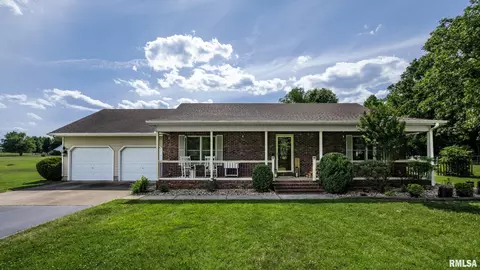 11539 Sherry Lynn Dr, Carbondale, IL 62901