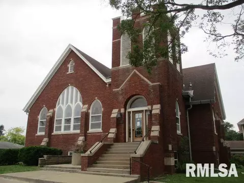 413 Logan St, Emden, IL 62635