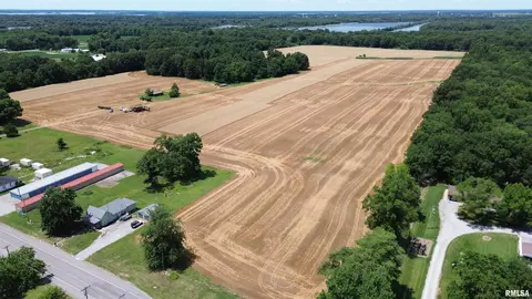 000 Ewing Rd, Whittington, IL 62897