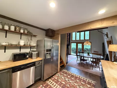 Kitchen - 417 Marigold Rd, Murphysboro, IL 62966 photo 1 of 5