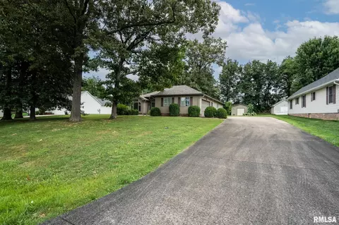 Exterior - 2803 Hickory Ln, Marion, IL 62959 photo 12 of 12