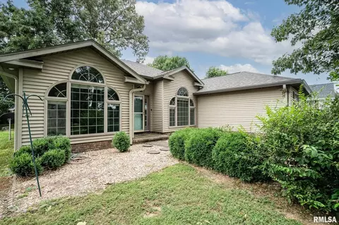 Exterior - 2803 Hickory Ln, Marion, IL 62959 photo 3 of 12