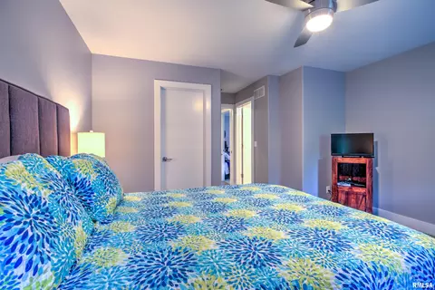 Bedroom - 918 S Copperpoint Dr, Dunlap, IL 61525 photo 10 of 10