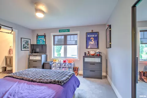 Bedroom - 918 S Copperpoint Dr, Dunlap, IL 61525 photo 7 of 10
