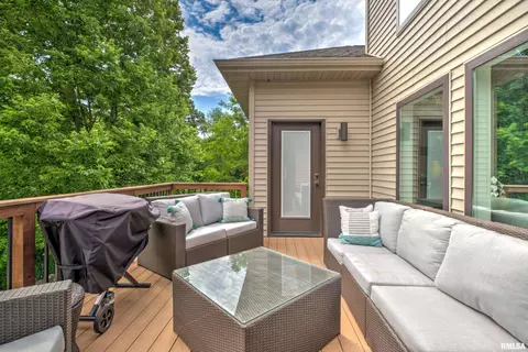 Exterior - 918 S Copperpoint Dr, Dunlap, IL 61525 photo 6 of 14