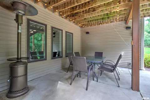 Exterior - 918 S Copperpoint Dr, Dunlap, IL 61525 photo 12 of 14