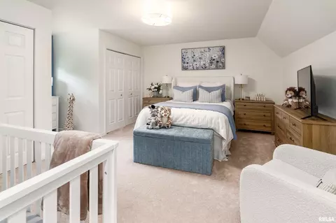 Bedroom - 1004 E Gregory Ave, Marion, IL 62959 photo 5 of 6