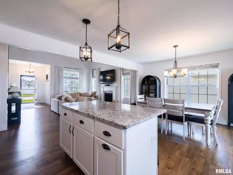 Kitchen - 1225 Brown Ct, Washington, IL 61571 photo 4 of 4
