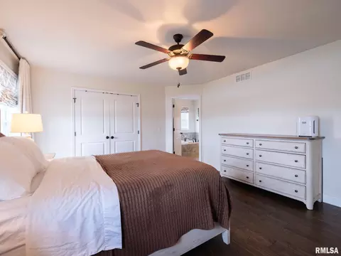 Bedroom - 1225 Brown Ct, Washington, IL 61571 photo 1 of 8