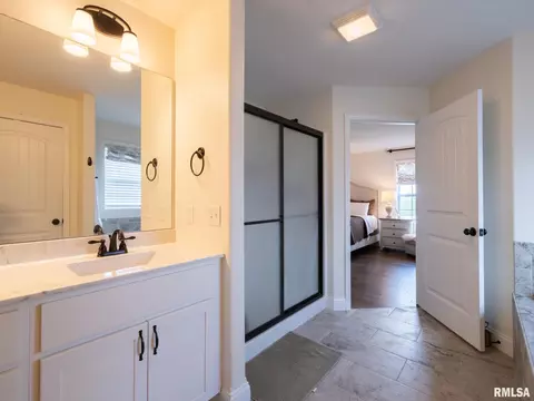 Bath - 1225 Brown Ct, Washington, IL 61571 photo 1 of 6