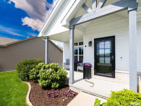 Exterior - 1225 Brown Ct, Washington, IL 61571 photo 4 of 9