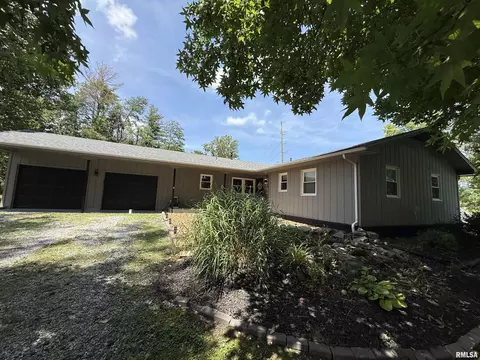 15 Pine Ln, Murphysboro, IL 62966
