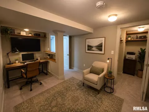 Other - 632 Lincoln Dr, Macomb, IL 61455 photo 6 of 12