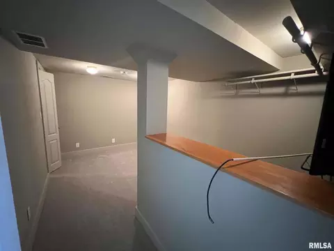 Other - 632 Lincoln Dr, Macomb, IL 61455 photo 8 of 12
