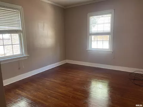Bedroom - 313 Embert Pl, Peoria, IL 61603 photo 2 of 3