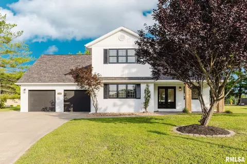 1602 Carmie Ln, Marion, IL 62959